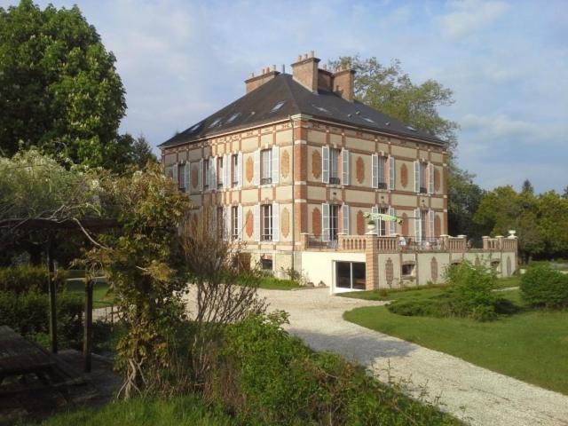 Chateau Des Bouffards Brinon-sur-Sauldre Luaran gambar